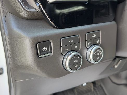 Used 2026 GMC Sierra 1500 Elevation w/ Elevation Select Package AWD/4WD image 14
