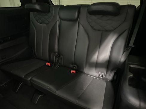 Used 2021 Hyundai Palisade Limited image 25