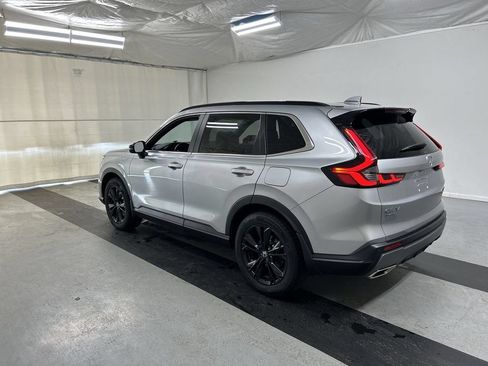 Used 2024 Honda CR-V Sport Touring image 4