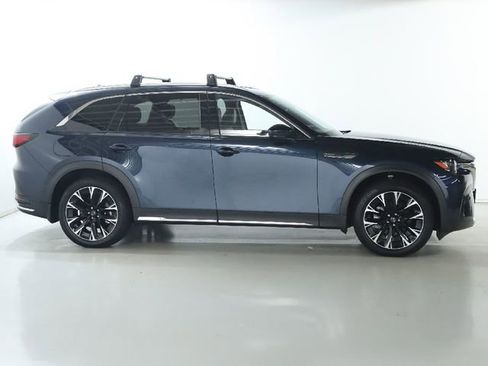 Used 2025 MAZDA CX-90 Plug-In Hybrid w/ Premium Plus image 11