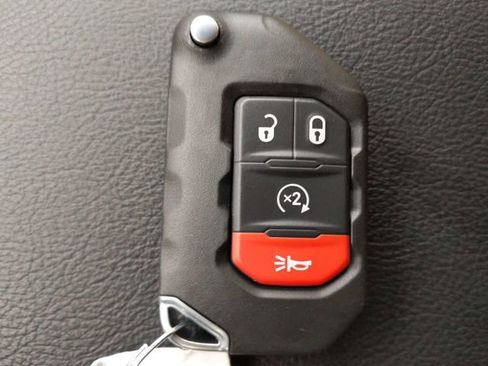 Used 2020 Jeep Wrangler Unlimited Sport image 27