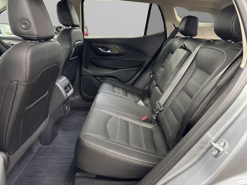 Used 2023 GMC Terrain Denali w/ Denali Premium Package image 10