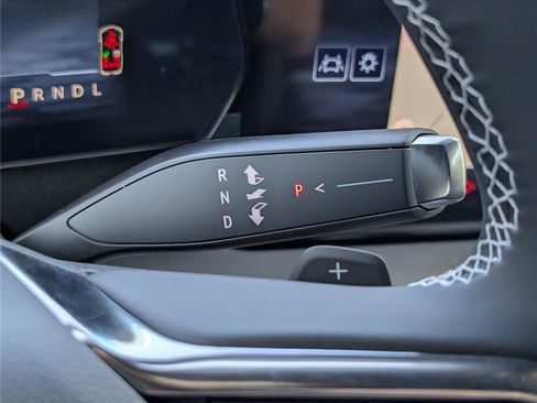 New 2026 Chevrolet Traverse LT w/ Driver Confidence Package image 25