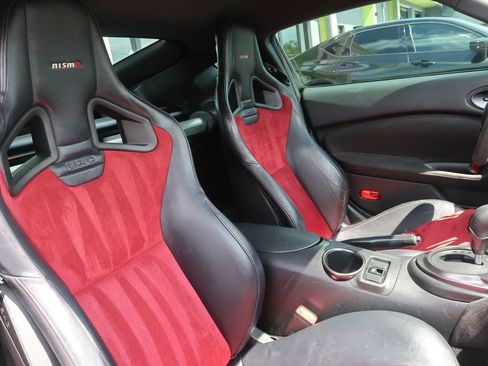 Used 2019 Nissan 370Z NISMO RWD image 20