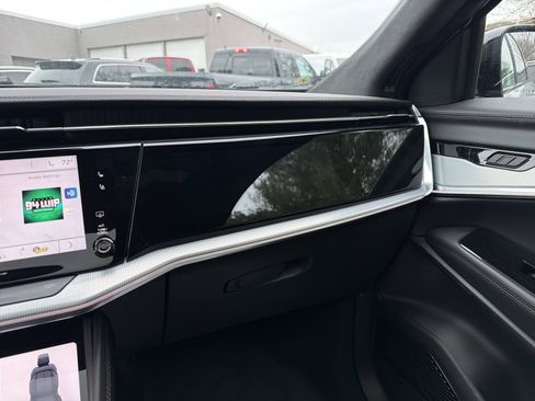 Used 2024 Jeep Wagoneer Launch Edition image 21