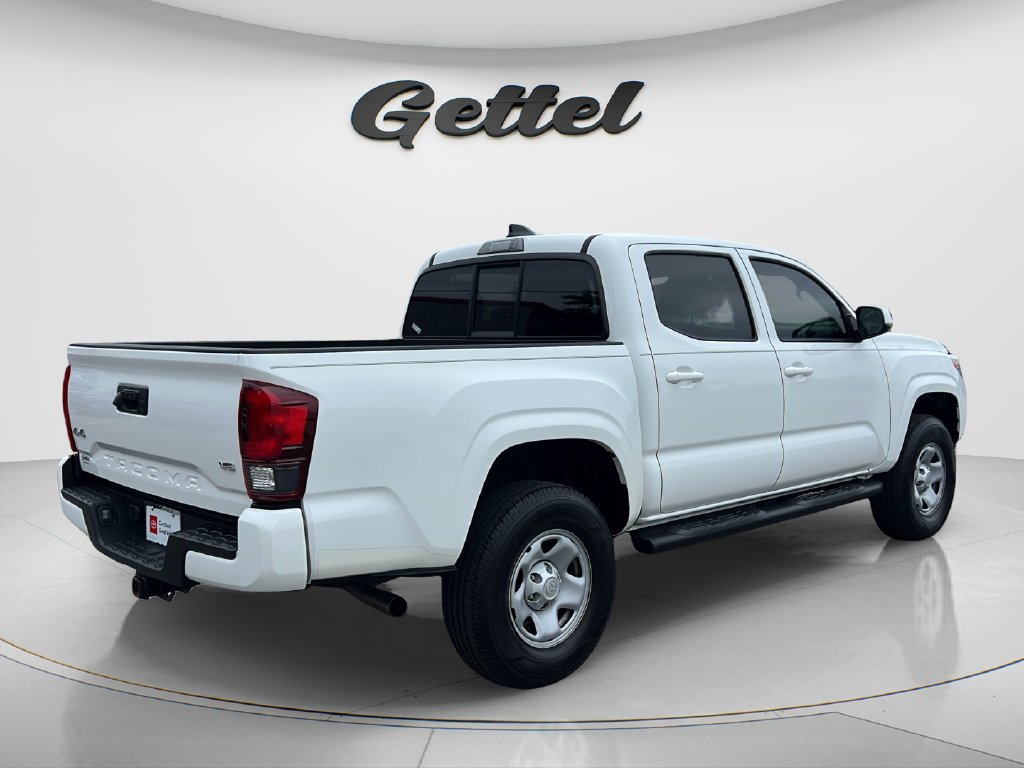 Used 2023 Toyota Tacoma SR AWD/4WD image 5
