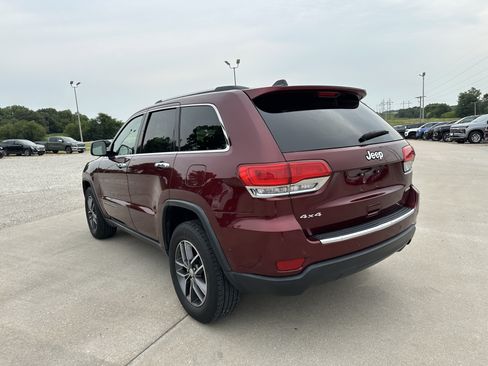 Used 2017 Jeep Grand Cherokee Limited AWD/4WD image 7