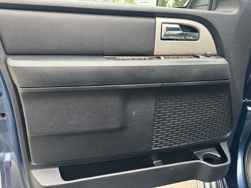 Used 2017 Ford Expedition EL Limited image 34