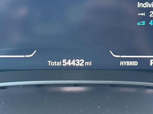 Certified 2023 BMW 530e w/ Convenience Package image 35