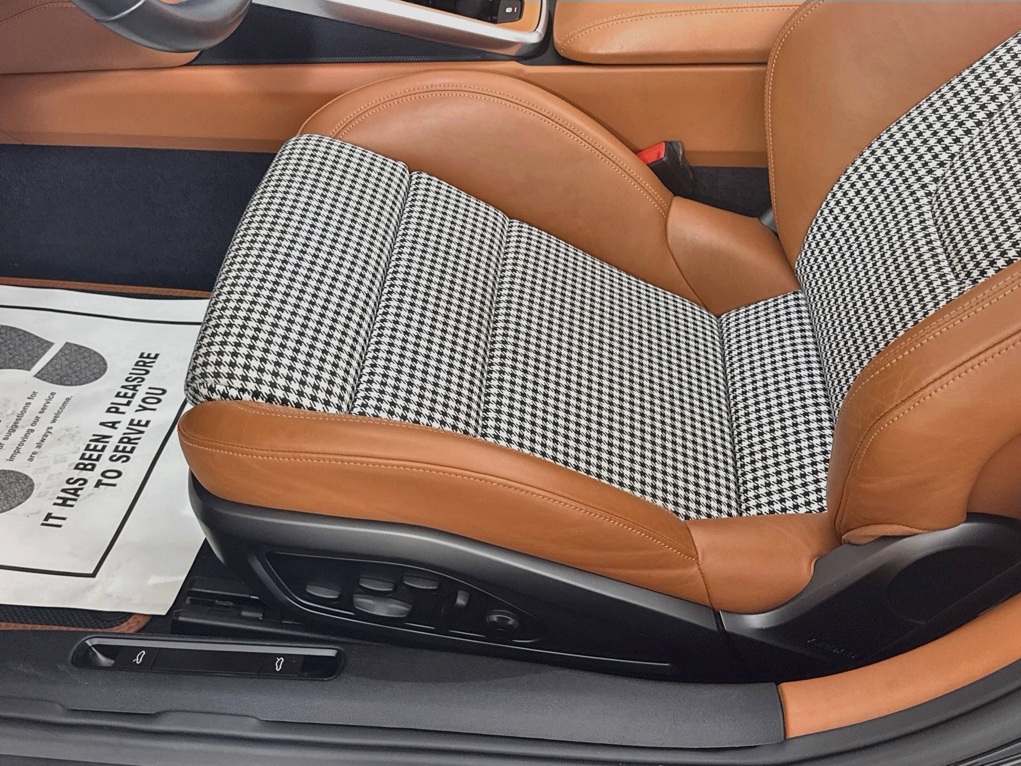 Certified 2024 Porsche 911 Turbo S AWD/4WD image 12