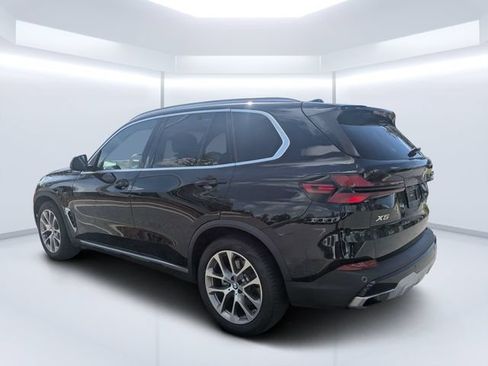 Used 2024 BMW X5 xDrive40i w/ Premium Package AWD/4WD image 5