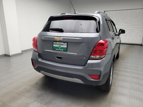 Used 2020 Chevrolet Trax LT FWD image 7
