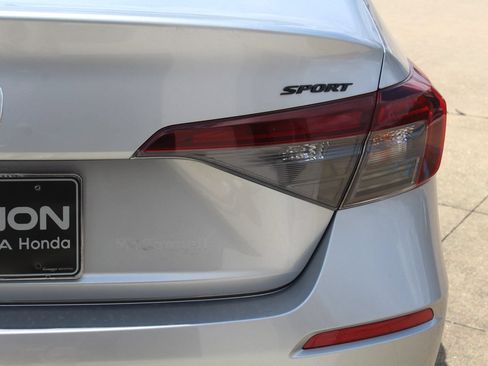 Used 2026 Honda Civic Sport image 4