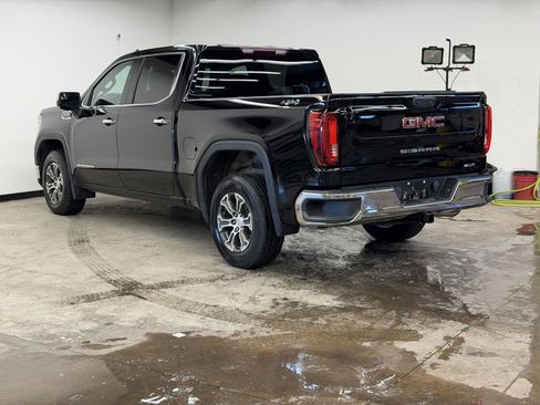Used 2025 GMC Sierra 1500 SLT AWD/4WD image 6