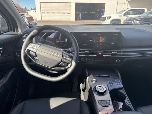 Used 2026 Kia Sportage SX Prestige image 18