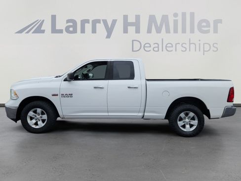 Used 2016 RAM 1500 Classic SLT image 2