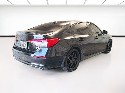 Used 2023 Honda Civic Sport image 4