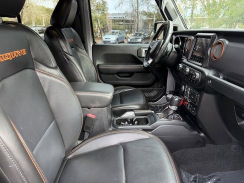 Used 2020 Jeep Gladiator Mojave image 8
