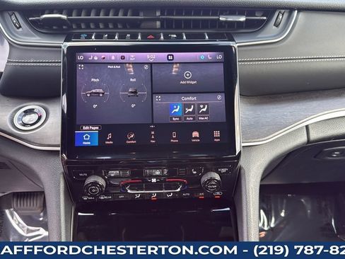 Used 2024 Jeep Grand Cherokee Limited 4xe AWD/4WD image 19