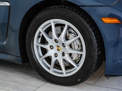Used 2011 Porsche Panamera 4S image 56