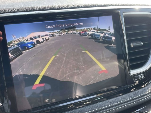 Used 2023 Chrysler Pacifica Touring-L FWD image 28
