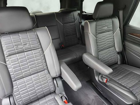 Certified 2024 Cadillac Escalade Sport Platinum w/ LPO, ONYX Package image 6