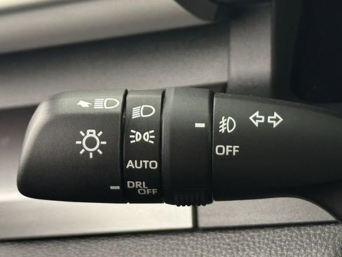 Used 2025 Toyota Tacoma TRD Sport RWD image 21