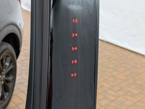 Certified 2022 Ford Explorer XLT w/ Equipment Group 202A image 9