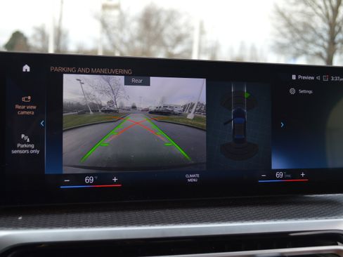 Certified 2024 BMW 430i Convertible w/ M Sport Package image 30