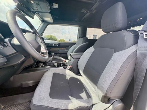Used 2025 Ford Bronco 2-Door AWD/4WD image 12