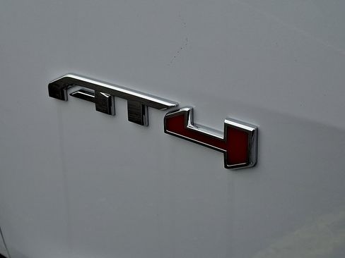 New 2026 GMC Acadia AT4 w/ LPO, Floor Liner Package image 11