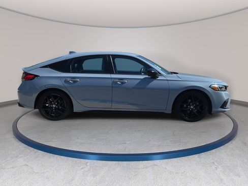 Used 2022 Honda Civic Sport image 5