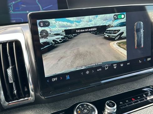 Used 2025 Ford Expedition Tremor image 37