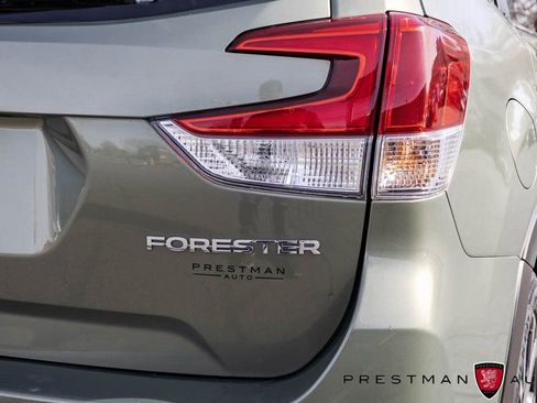 Used 2021 Subaru Forester Limited image 41