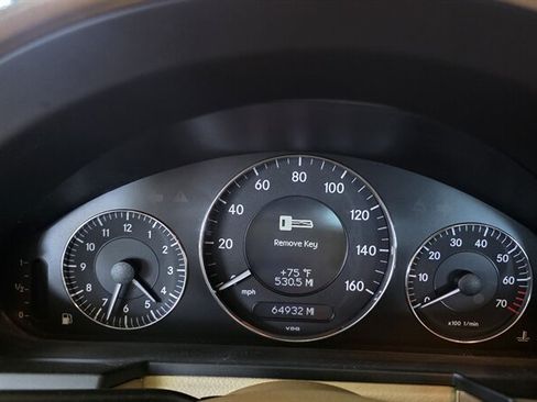 Used 2008 Mercedes-Benz E 350 4MATIC Sedan image 12