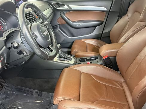 Used 2018 Audi Q3 2.0T Premium Plus w/ Premium Plus Package image 5