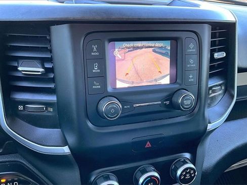 Used 2021 RAM 1500 Big Horn image 10