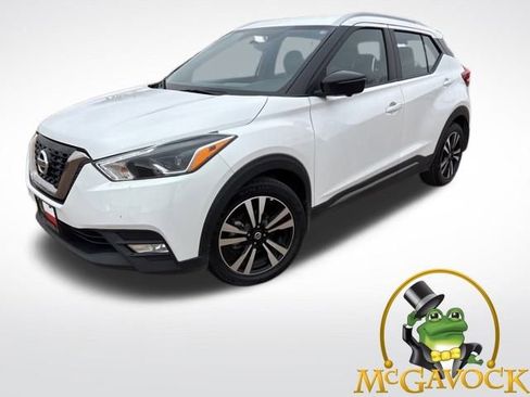 Used 2019 Nissan Kicks SR w/ SR Premium Package image 1