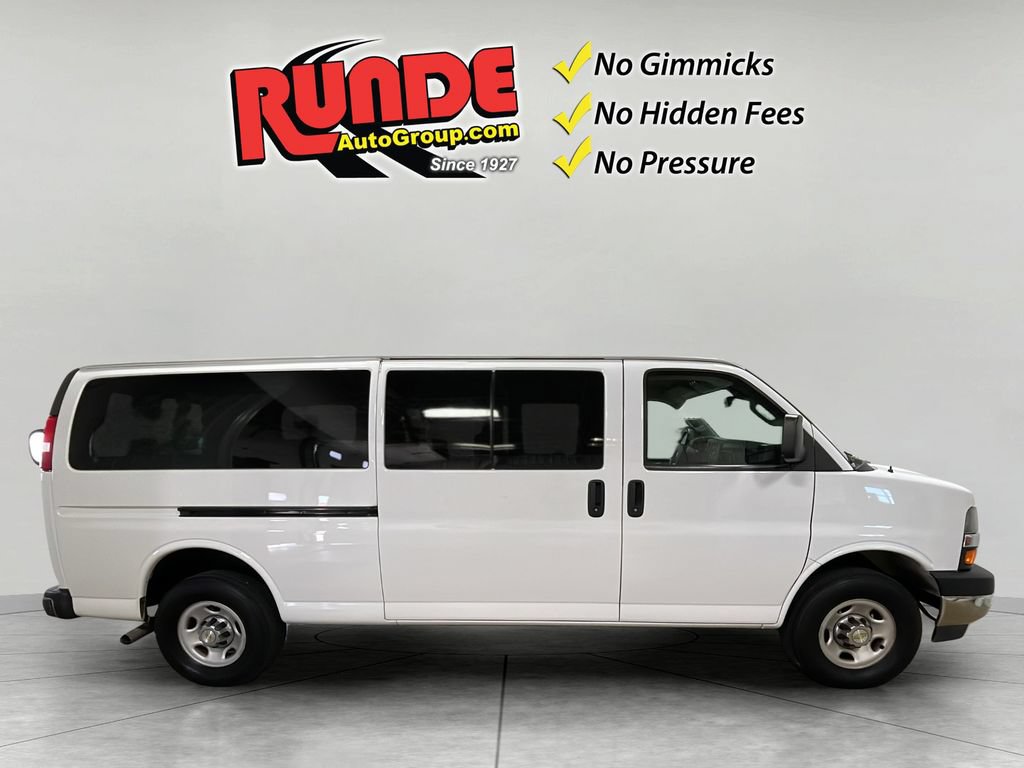 Used 2024 Chevrolet Express 3500 LT w/ LT Preferred Equipment Group RWD image 7