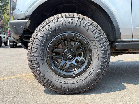 Used 2022 Ford Bronco Black Diamond AWD/4WD image 33