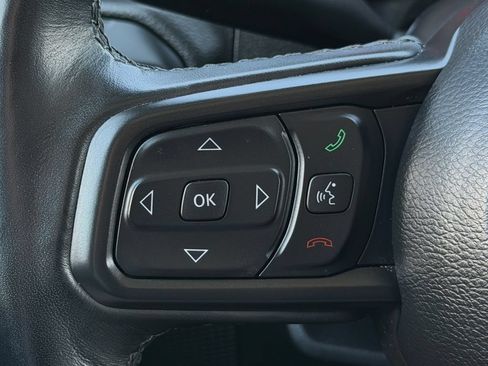 Used 2022 Jeep Gladiator Sport AWD/4WD image 13