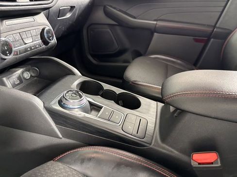 Used 2024 Ford Escape ST-Line image 23