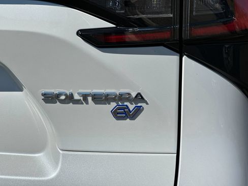 Used 2023 Subaru Solterra AWD image 31