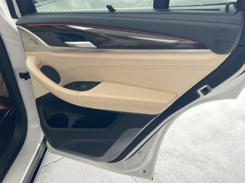Used 2019 BMW X3 sDrive30i w/ Premium Package image 14
