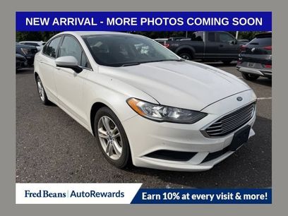 Used 2018 Ford Fusion SE w/ Fusion SE Technology Package