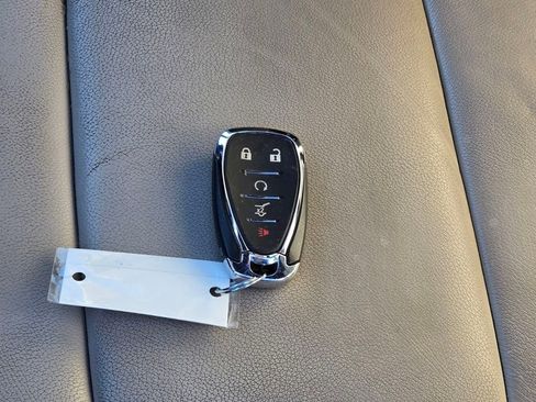 Used 2023 Chevrolet Traverse LT w/ LT Premium Package image 29