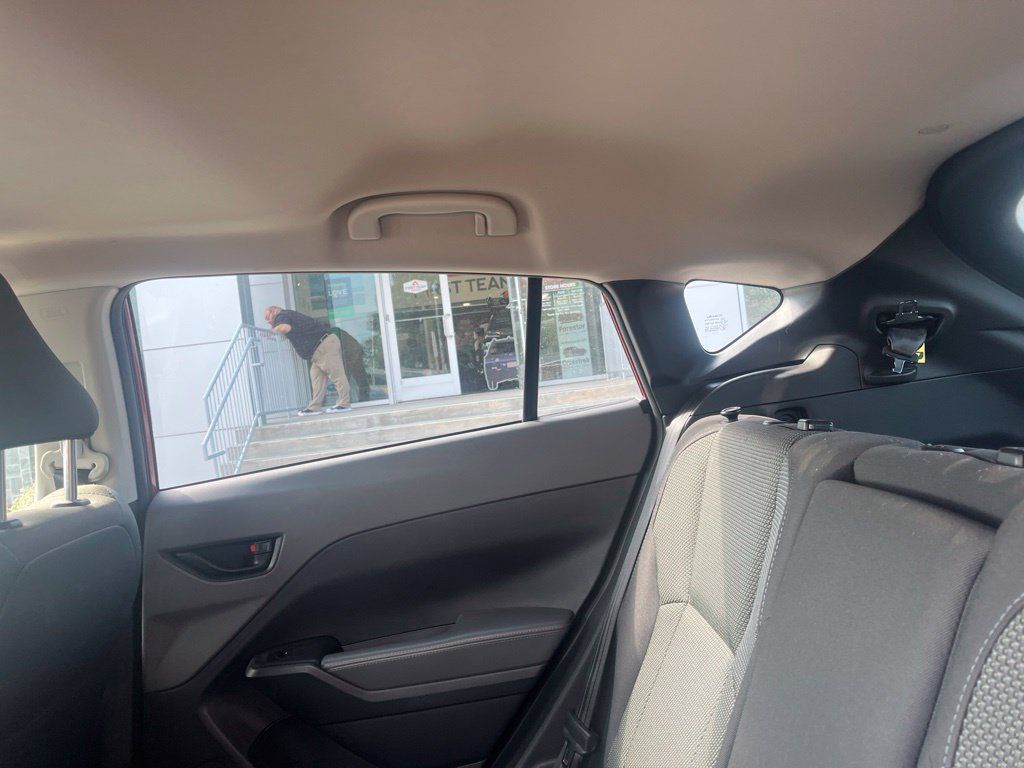 Used 2024 Subaru Crosstrek 2.0i Premium AWD/4WD image 10