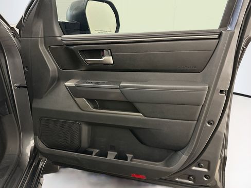 Used 2025 Toyota Tundra SR5 image 33