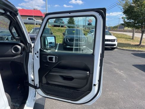 Used 2023 Jeep Wrangler Sahara w/ Cold Weather Group image 50