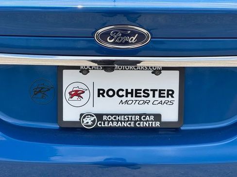 Used 2017 Ford Fusion SE FWD image 40